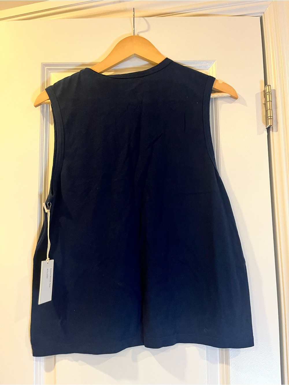 NWT Z Supply Navy Anchor Muscle Tank- small - Picture 3 of 3